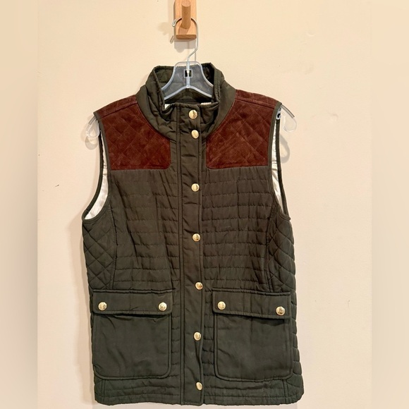 $278 Vineyard Vines Quilted‎ Leather trim Olive Brown Hunting Vest size Small - Picture 1 of 6